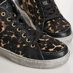 BASKETS BREAK LEOPARD