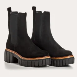BOOTS BASEA CUIR VELOURS